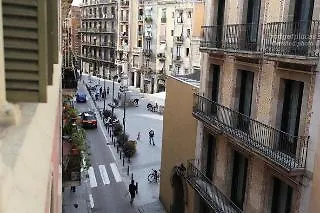 Отель Raval 2*